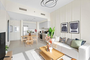 Silkhaus Chic 1 BDR In a New Tower In Downtown